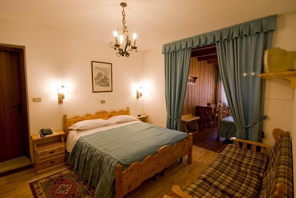 Hotel Napoleon Montjovet Rom bilde